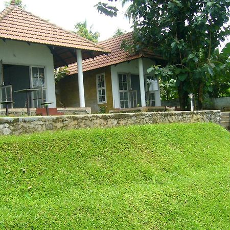 Hotel Lazy Gaze Ernakulam Exterior foto