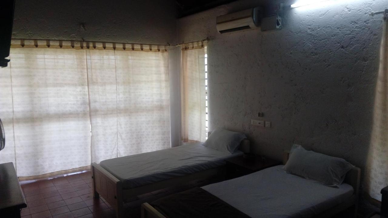 Hotel Lazy Gaze Ernakulam Exterior foto